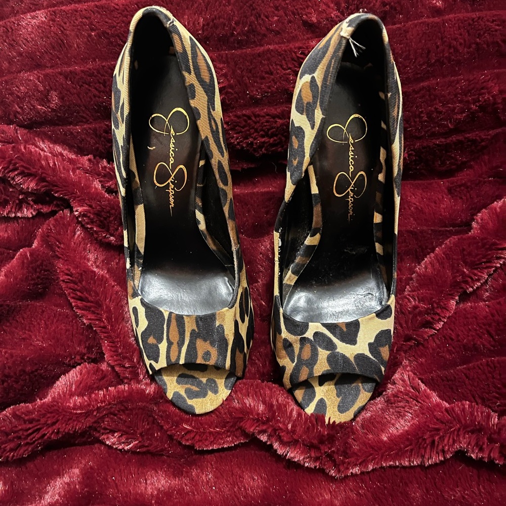 Leopard heels - Picture 2 of 3